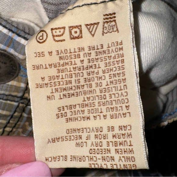 TOMMY BAHAMA JEANS (38) METAL SNAP BUTTON FLAP CARGO SHORTS MULTI-COLOR PLAID - Picture 13 of 15